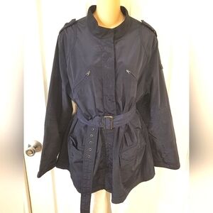 Yessica Raincoat
